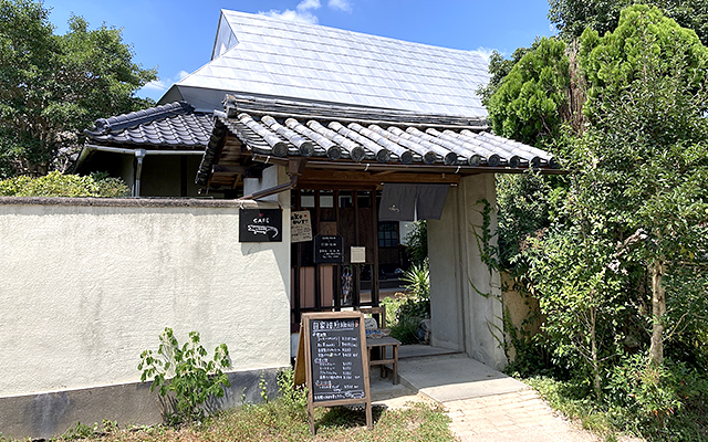 CAFE いきもの舎